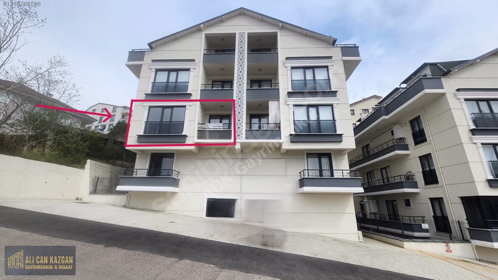 KURUÇEŞME YENİ MAHALLE DE SATILIK 3+1 ARA KAT DAİRE